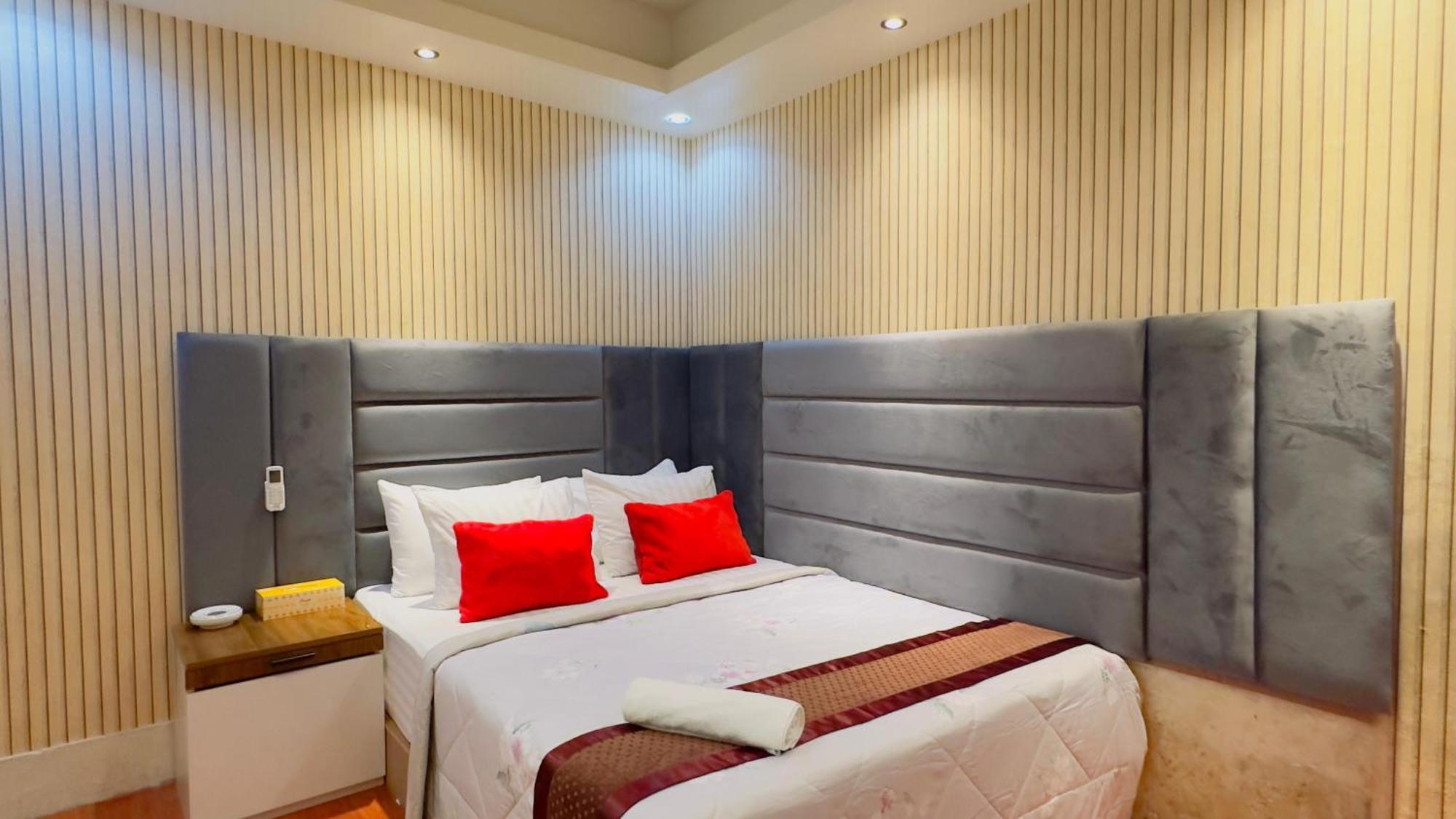 Rezala Restaurant And Residence Dhaka Ngoại thất bức ảnh