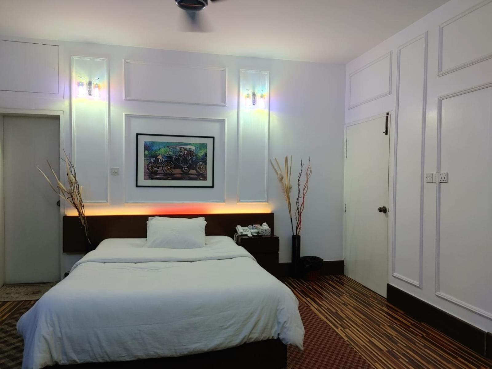Rezala Restaurant And Residence Dhaka Ngoại thất bức ảnh